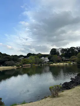 新宿御苑に投稿された画像（2025/4/5）