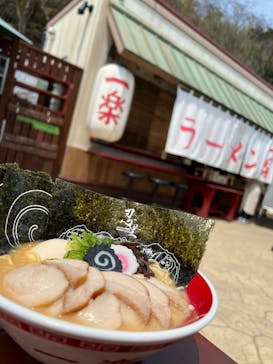 ニジゲンノモリに投稿された画像（2025/4/19）