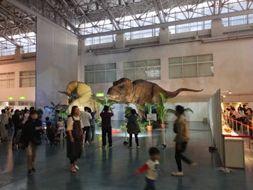 「三重 大恐竜博 ～動く！吠える！暴れる！大迫力の巨大恐竜がやってくる～」に投稿された画像（2025/5/3）