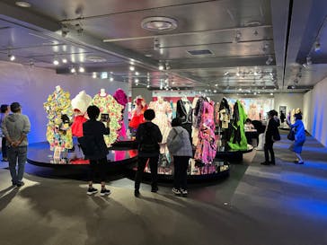 GLAM―黒柳徹子、時代を超えるスタイル―に投稿された画像（2025/5/20）