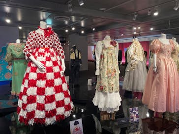 GLAM―黒柳徹子、時代を超えるスタイル―に投稿された画像（2025/6/7）