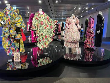 GLAM―黒柳徹子、時代を超えるスタイル―に投稿された画像（2025/6/7）