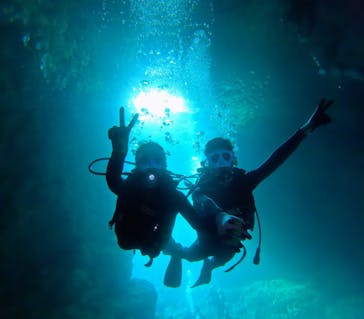 青の洞窟専門店　沖縄ダイビングショップ和に投稿された画像（2025/8/28）