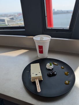 AQUARIUM × ART　atoa×神戸ポートタワーに投稿された画像（2025/9/14）