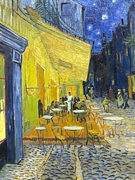 阪神・淡路大震災30年 　　大ゴッホ展　夜のカフェテラスに投稿された画像（2025/10/9）