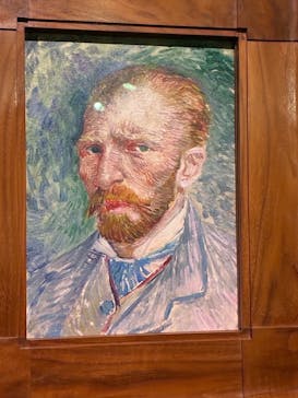 阪神・淡路大震災30年 　　大ゴッホ展　夜のカフェテラスに投稿された画像（2025/10/14）