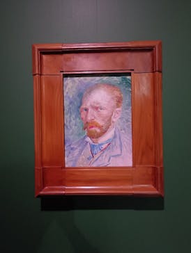 阪神・淡路大震災30年 　　大ゴッホ展　夜のカフェテラスに投稿された画像（2025/10/21）