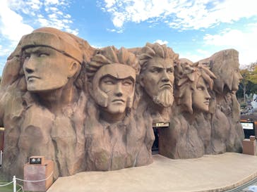 ニジゲンノモリに投稿された画像（2025/11/8）