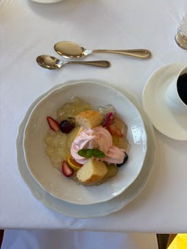 中禅寺金谷ホテル ダイニングルーム 「みずなら」に投稿された画像（2025/11/11）