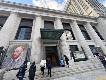 阪神・淡路大震災30年 　　大ゴッホ展　夜のカフェテラスに投稿された画像（2025/11/22）