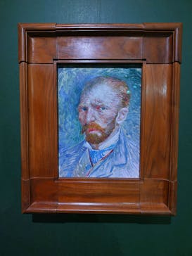 阪神・淡路大震災30年 　　大ゴッホ展　夜のカフェテラスに投稿された画像（2025/11/26）