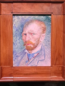 阪神・淡路大震災30年 　　大ゴッホ展　夜のカフェテラスに投稿された画像（2025/12/11）