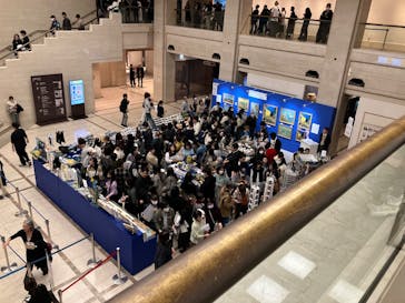 阪神・淡路大震災30年 　　大ゴッホ展　夜のカフェテラスに投稿された画像（2025/12/20）