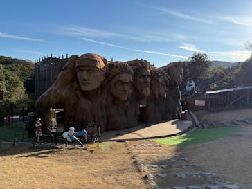 ニジゲンノモリに投稿された画像（2025/12/21）