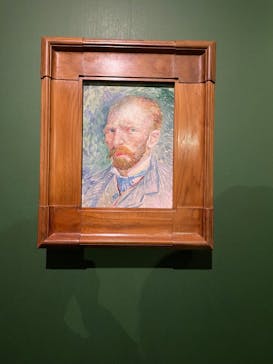 阪神・淡路大震災30年 　　大ゴッホ展　夜のカフェテラスに投稿された画像（2025/12/26）