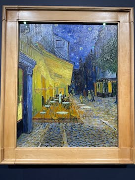 阪神・淡路大震災30年 　　大ゴッホ展　夜のカフェテラスに投稿された画像（2025/12/26）