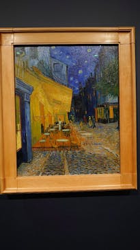 阪神・淡路大震災30年 　　大ゴッホ展　夜のカフェテラスに投稿された画像（2026/1/11）