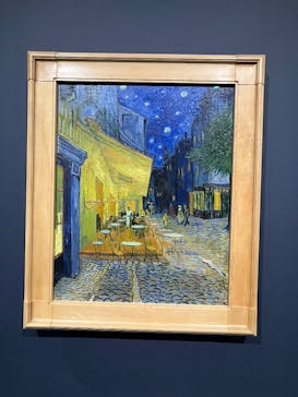 阪神・淡路大震災30年 　　大ゴッホ展　夜のカフェテラスに投稿された画像（2026/1/27）