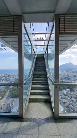 グローバルタワーの口コミ ｜全てガラスに覆われているわけで