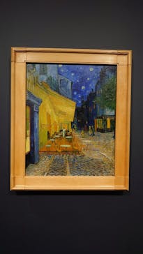 阪神・淡路大震災30年 　　大ゴッホ展　夜のカフェテラスに投稿された画像（2026/1/29）