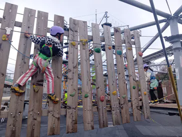 屋外アスレチック「HUGTRATOPS（ハグトラトプス）」に投稿された画像（2026/4/2）