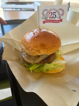 淡路ファームパーク イングランドの丘に投稿された画像（2026/4/8）