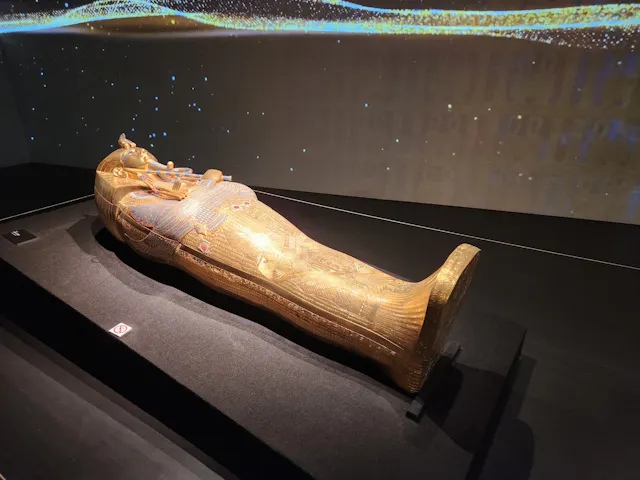 ツタンカーメン エジプト 棺 エジプト考古学博物館 ツタンカーメンの