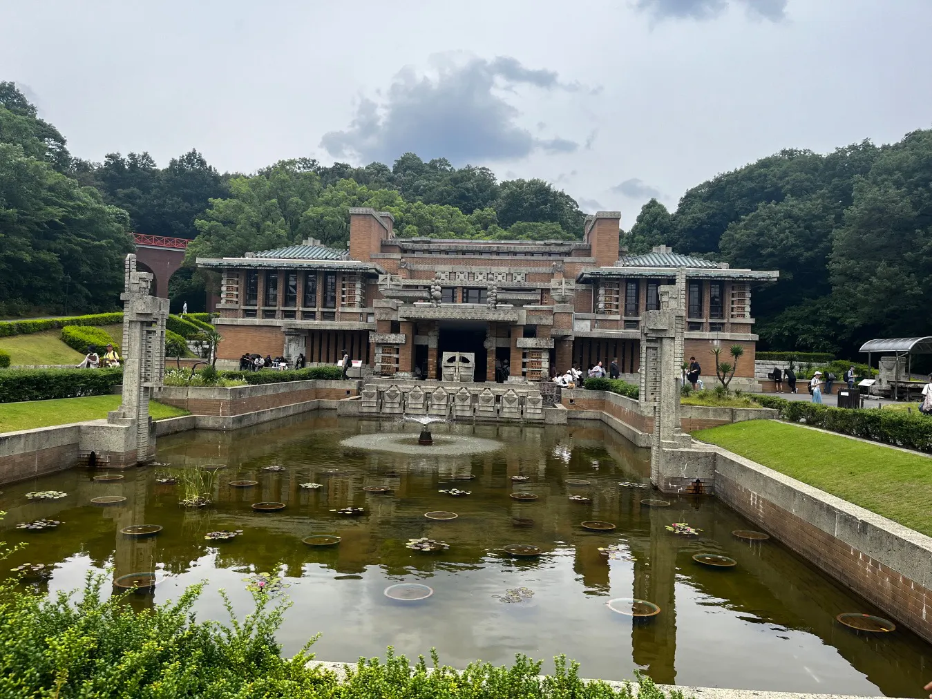 博物館 明治村の口コミ ｜日曜だったため駐車場は混雑して｜アソビュー！