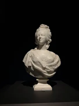 マリー・アントワネット・スタイルに投稿された画像（2026/8/11）