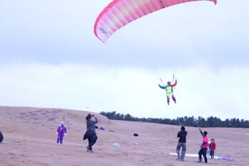 鳥取砂丘パラグライダー体験スクール（砂丘本舗）に投稿された画像（2016/12/11）
