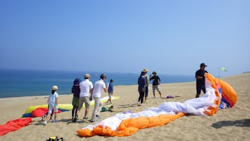 鳥取砂丘パラグライダー体験スクール（砂丘本舗）に投稿された画像（2015/8/12）