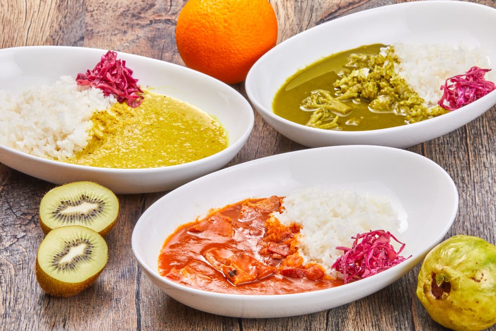 WEB割10%OFF】選べる3種のトロピカルカレー付き入園チケット〈OKINAWA