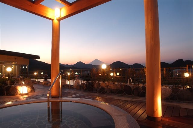 【土日祝/夕方割・110円割引】天空風呂 日帰り入浴券（18:00-23:00）