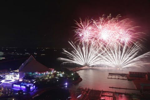 横浜・八景島シーパラダイス 花火観覧展望台 日時指定券｜アソビュー！