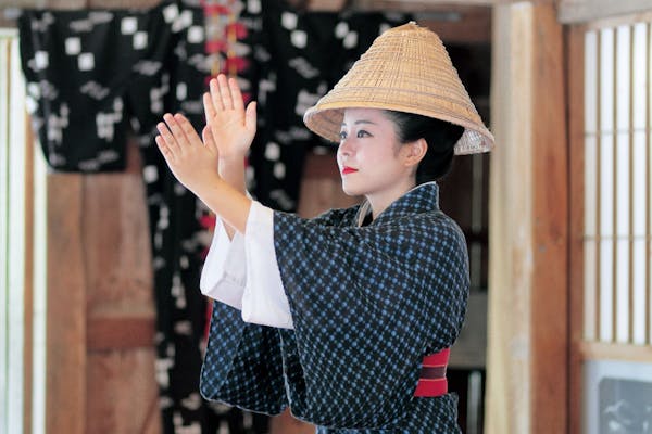 超特割！【最大32％割引】沖縄の伝統芸能を楽しむ！琉球村 割引入村券