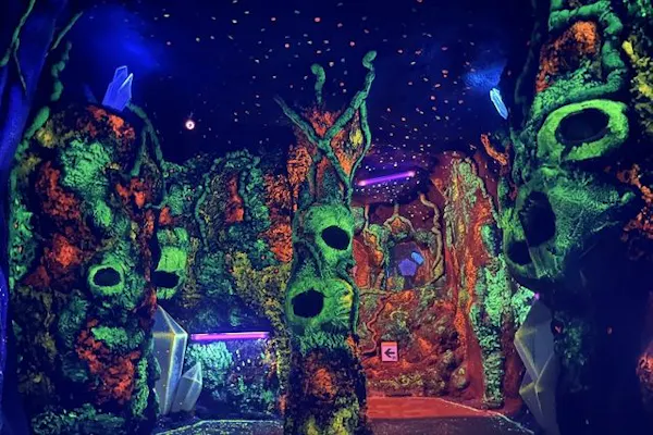 フルーツ×謎解き体験】人気No.1「フルーツボード」付入園チケット