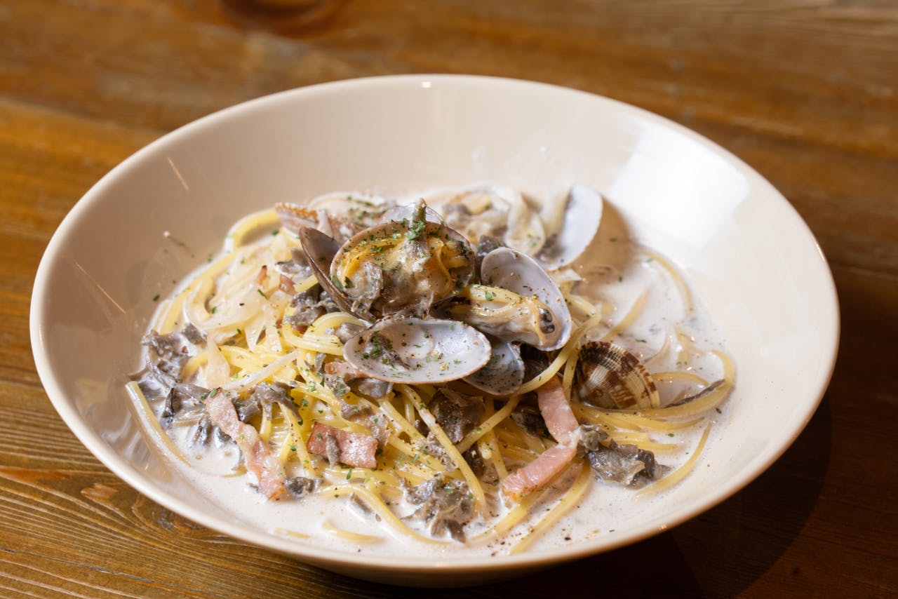 b.【平日限定】おふろcafé ハレニワの湯（入館料＋選べるお食事付）