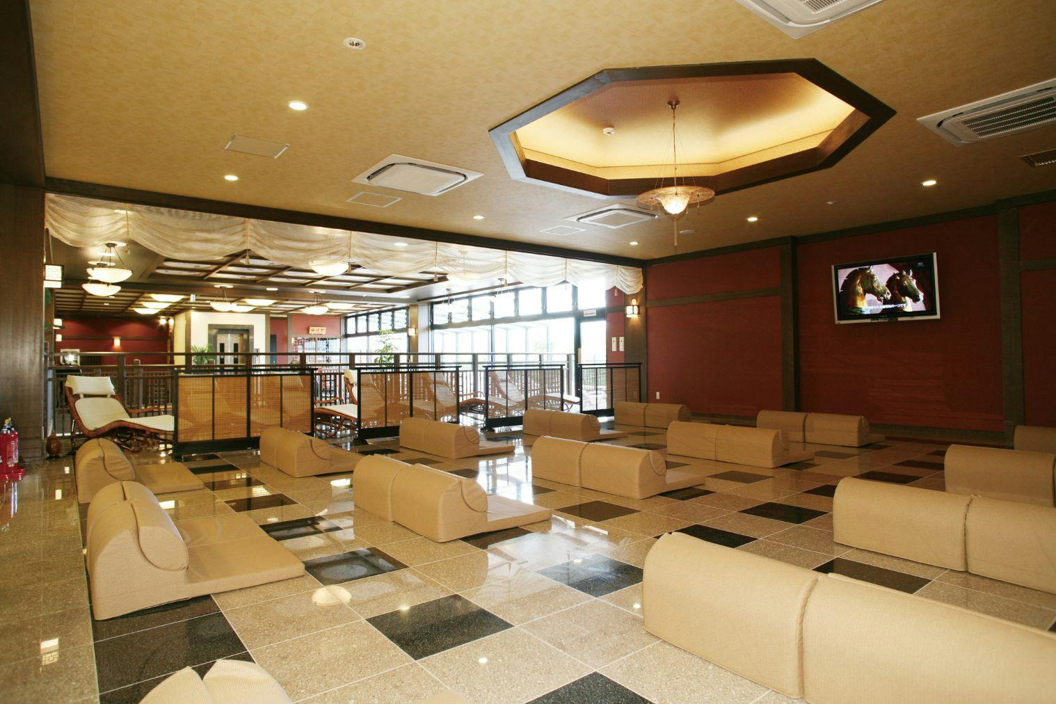 【大人200円割引】東香里湯元 水春 前売日付指定チケット（岩盤浴＋入浴料＋タオルセット）