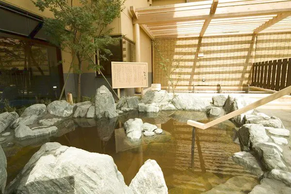 平日】極楽湯 多摩センター店 入館料＋タオルセット｜アソビュー！