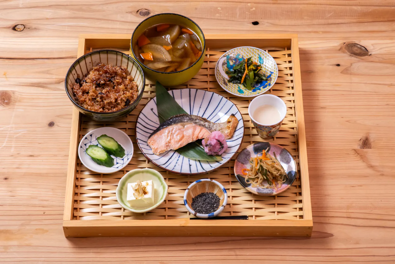 おふろcafé 白寿の湯　食事付きプラン（入館＋タオルセット＋館内着＋食事＋ソフトクリーム）