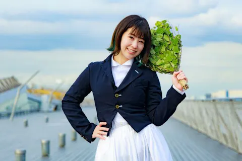 8/15(土）女性サウナ18:00プレミアムアウフグース確約チケット（鮭山未菜美ソロ）+フリータイム