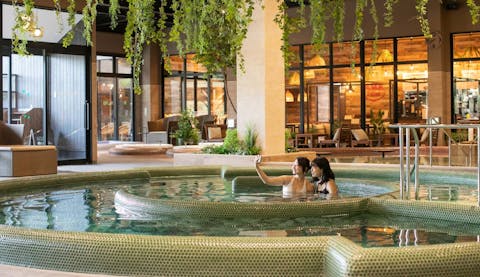 天然温泉大浴場 + BOOK＆岩盤TERRACE + スパテーマパーク 前売りチケット