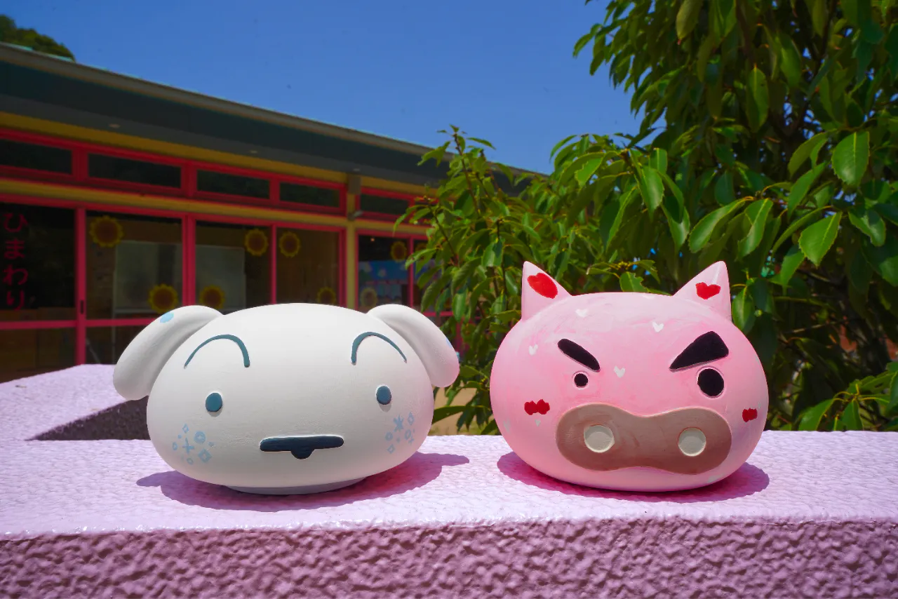 クレヨンしんちゃんアドベンチャーパーク『シロ』と『ぶりぶりざえもん』色塗り体験