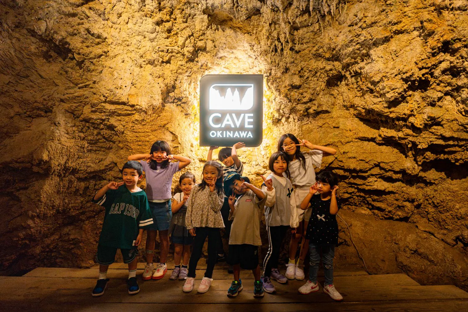 特別割引】CAVE OKINAWA鍾乳洞 入場クーポン｜アソビュー！