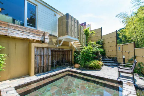  【伊東市民限定】【日帰り温泉】リブマックスリゾート城ヶ崎海岸 チケット（入館＋フェイスタオル）