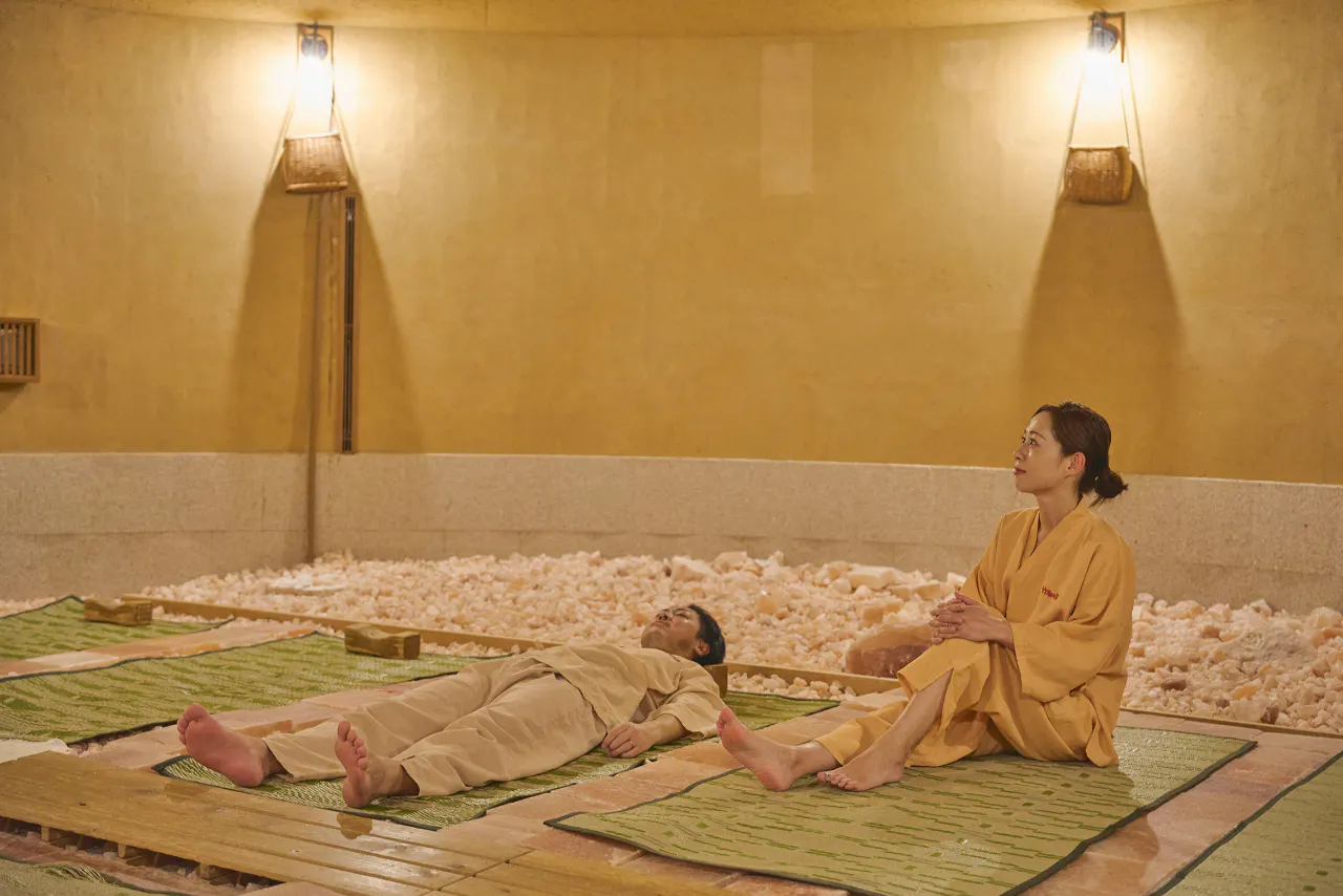平日限定】【家族割】竹取の湯（入館＋岩盤浴）2名様＋お食事券1,000円