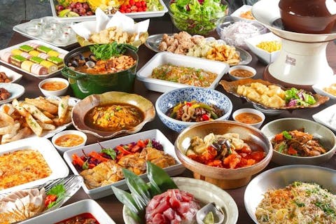 平日限定 温泉+食事（黒潮市場バイキングレストラン「ゴンドワナ」）がセットのお得なプラン