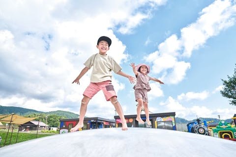 【土日祝限定・600円割引】恐竜ランチバイキング+わんぱく恐竜ランド〈お得なセットプラン〉