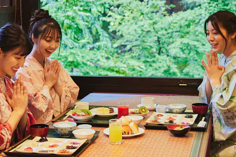 【平日限定・2200円割引】入館料＋深夜料金＋朝食バイキングセット【10925】