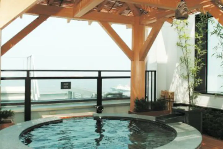 11 割引 万葉倶楽部 横浜みなとみらい店 クーポン 入館 岩盤浴 アソビュー